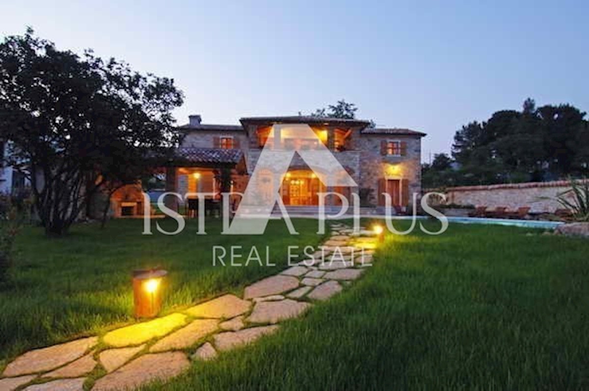 Wunderschöne Steinvilla mit Pool und Sommer Küche