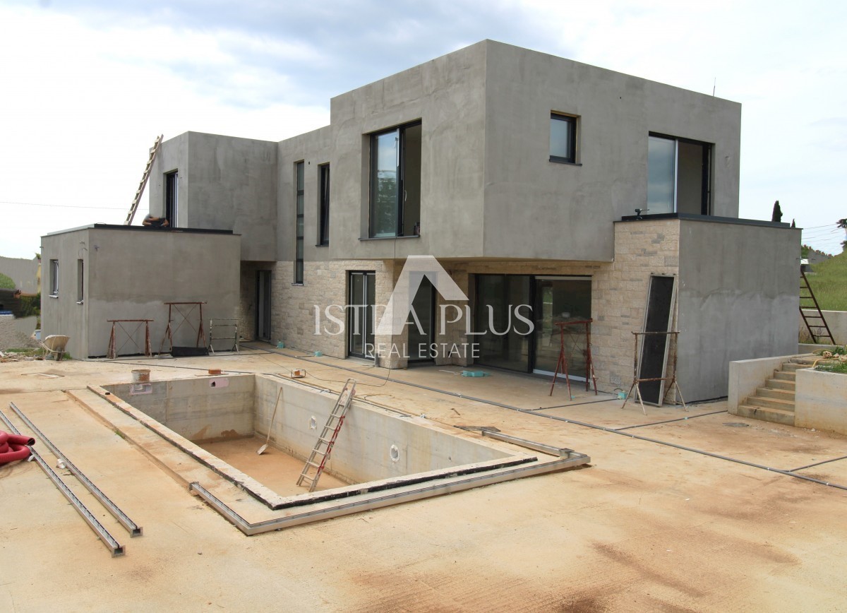 Moderne Villa mit Pool - Poreč