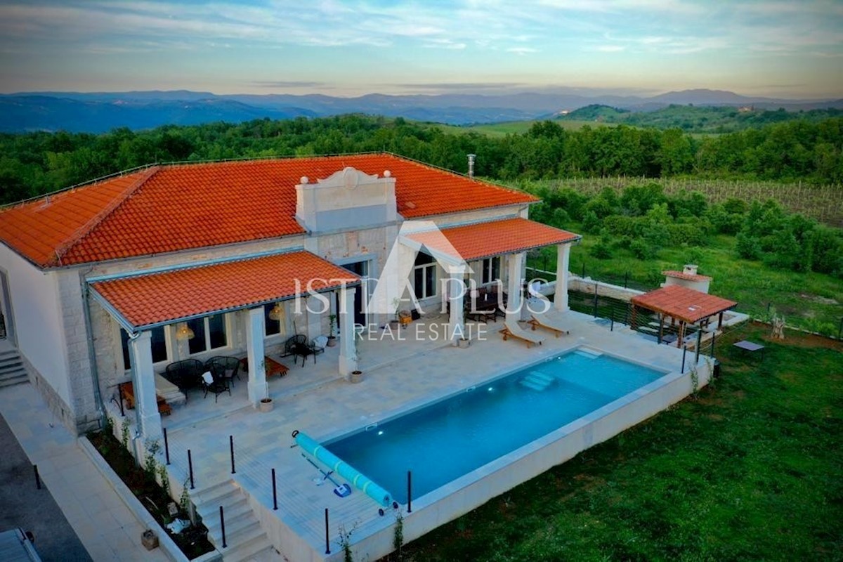 Eine einzigartige Villa 12 km vom Meer entfernt