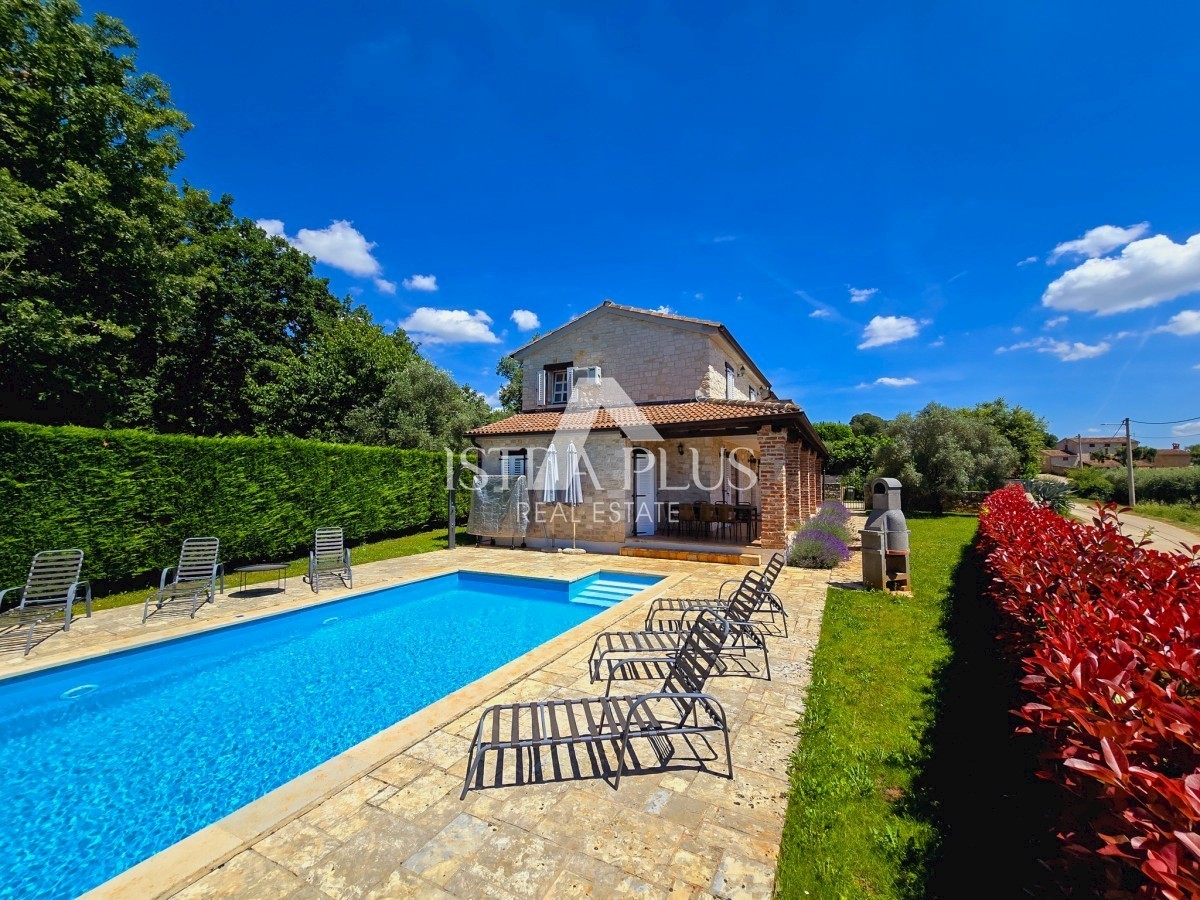 Poreč Umgebung, Steinhaus mit Pool und MEERBLICK !
