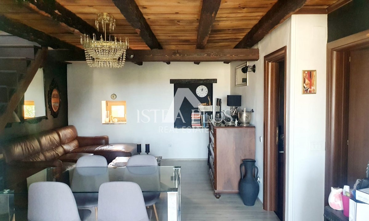 Istrien, Poreč 4 km – Schönes Steinhaus mit 2 Wohnungen und Garten!