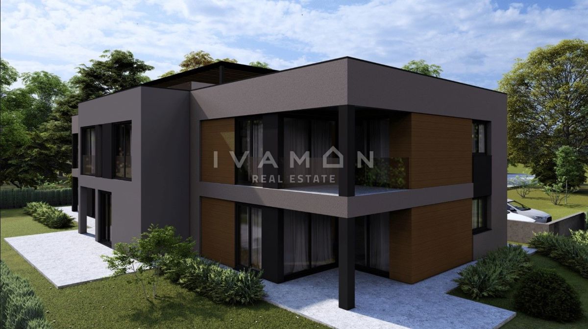 Two-bedroom apartment on the ground floor, 3 km from Poreč.