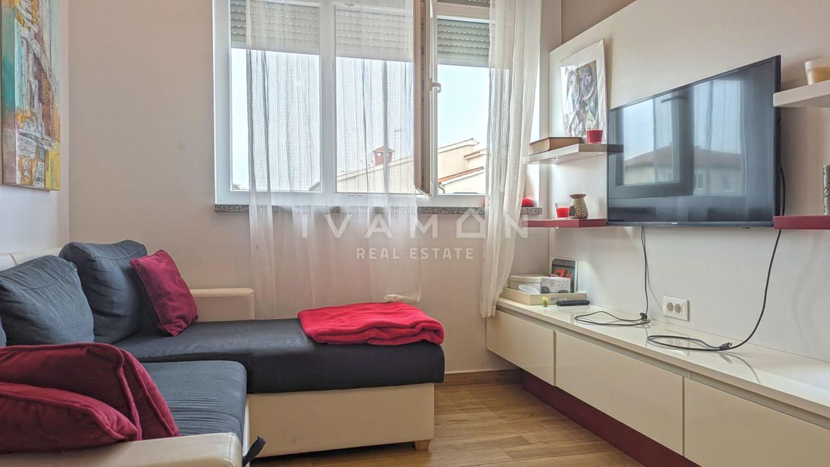 One-bedroom apartment on the ground floor, close to the city