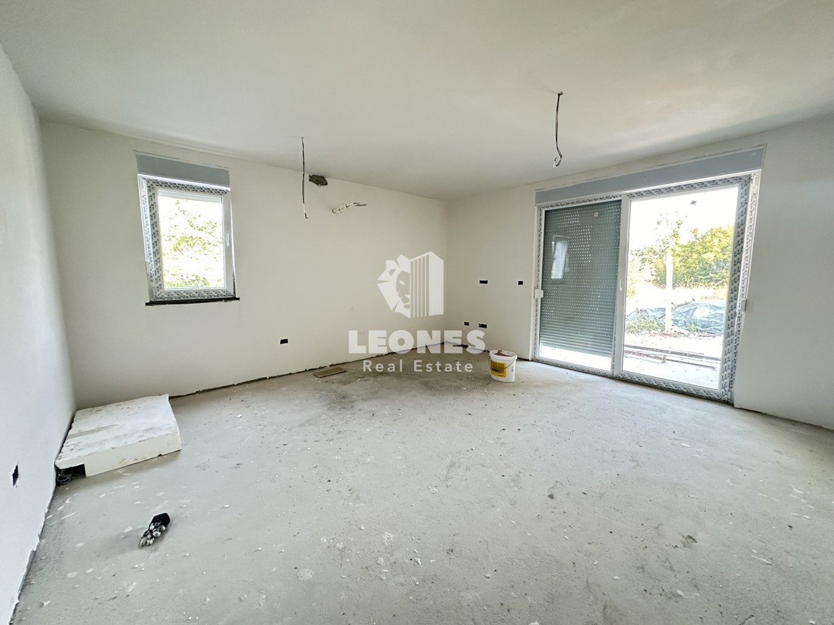 Comfortable apartment on the ground floor with a yard in the vicinity of Poreč