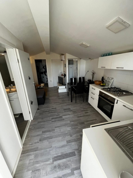 Poreč, Umgebung, Haus mit zwei Wohnungen