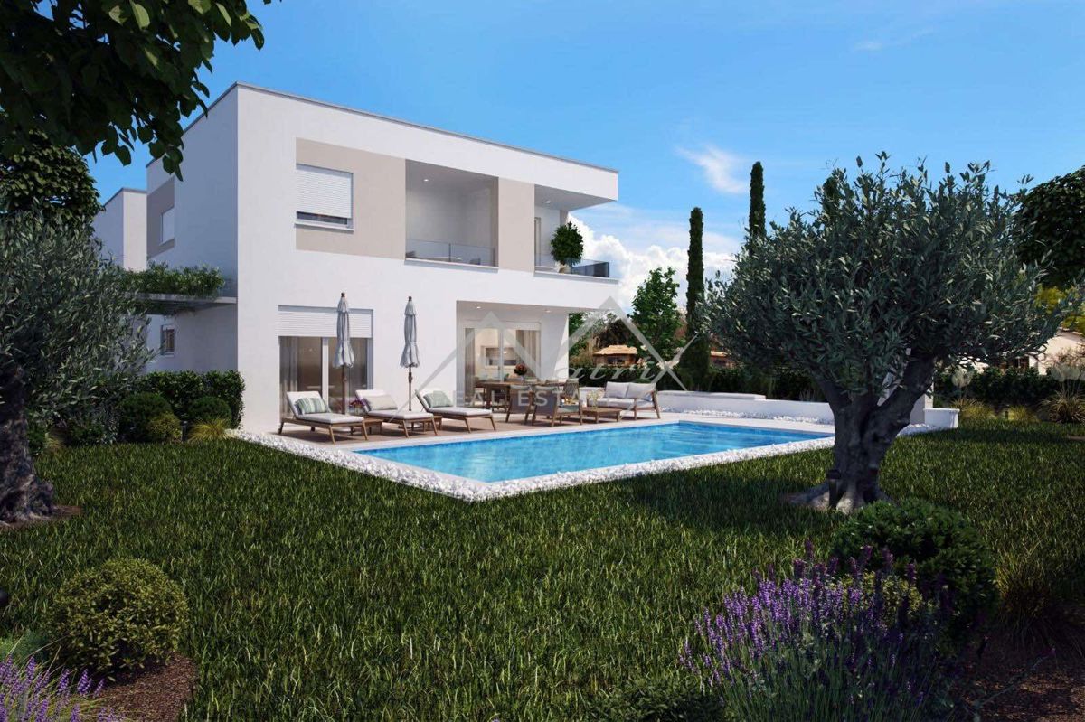 Poreč, moderna kuća 2km od mora i centra grada