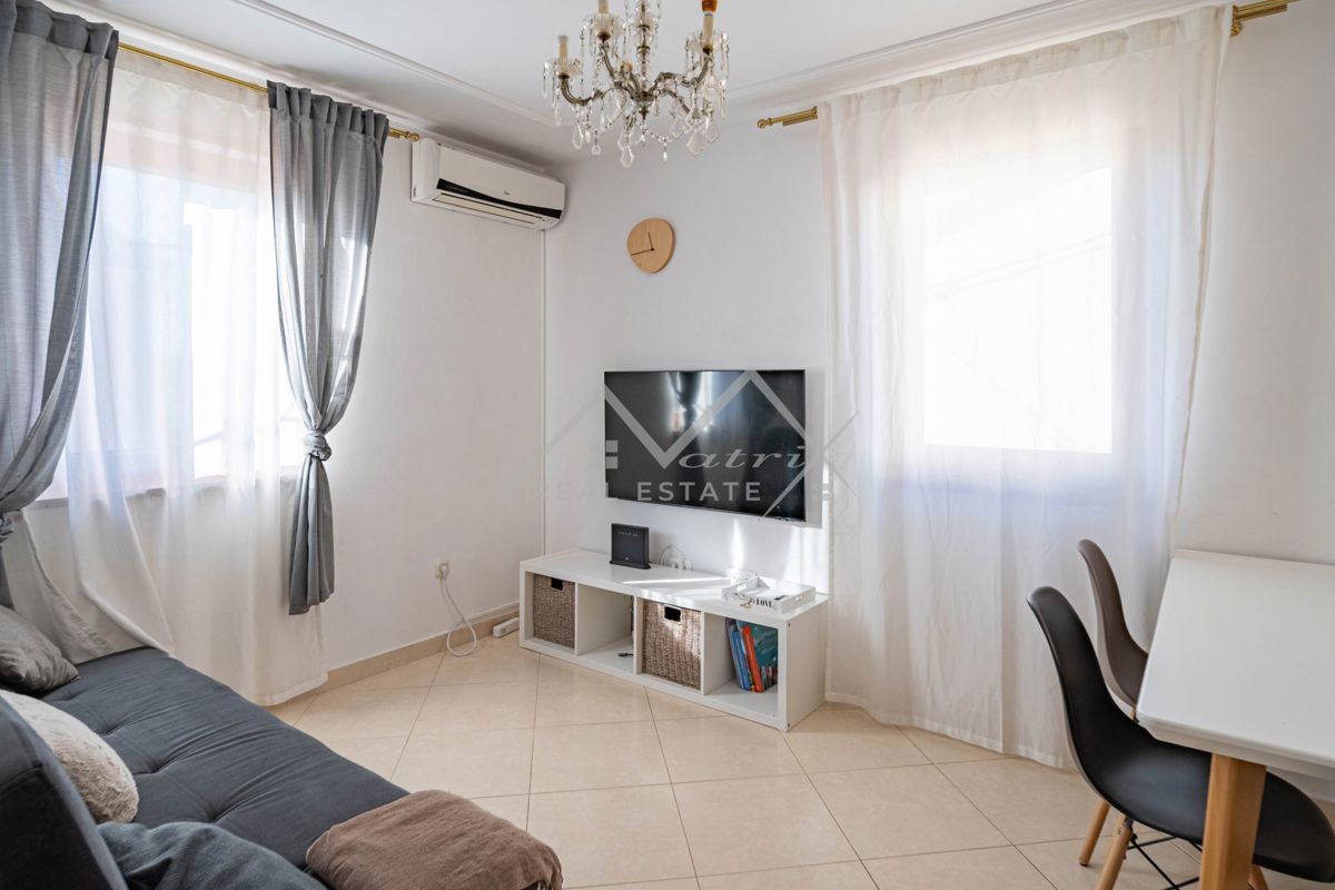 Novigrad okolica, stan s tri spavaće sobe na dvije etaže