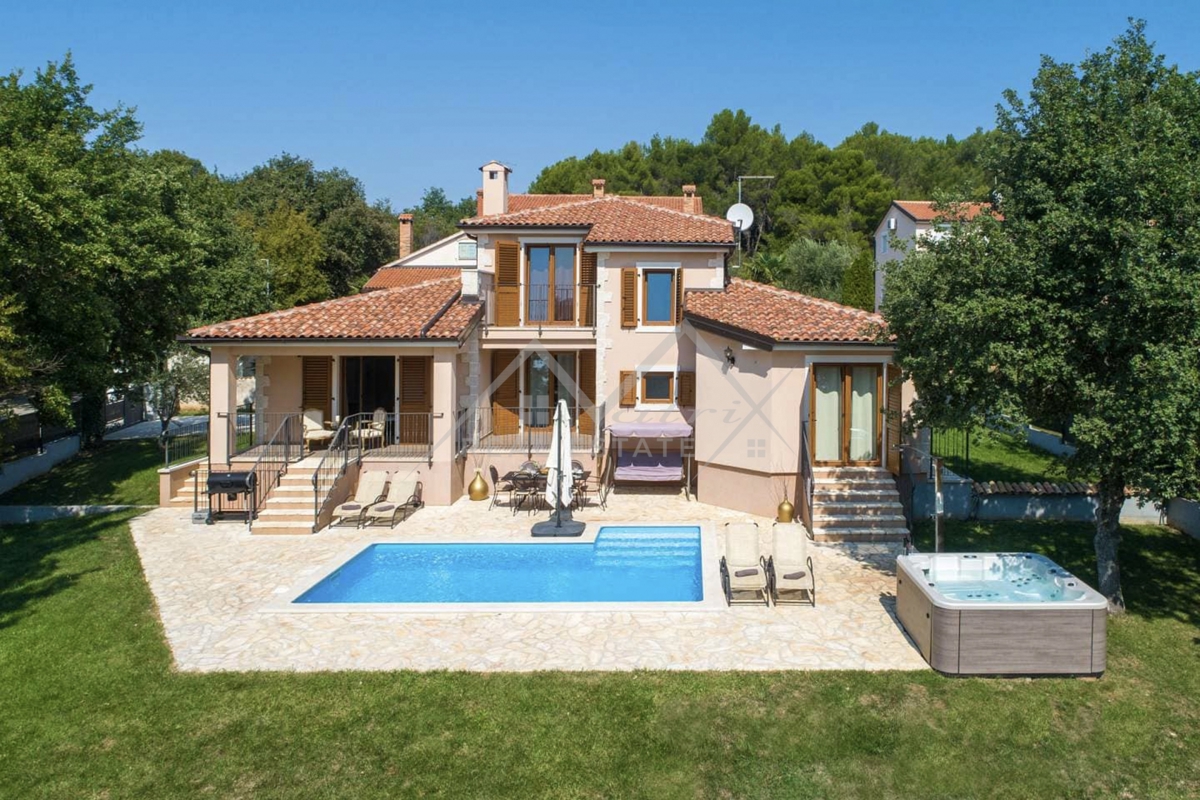 Poreč okolica, luksuzna villa u blizini mora
