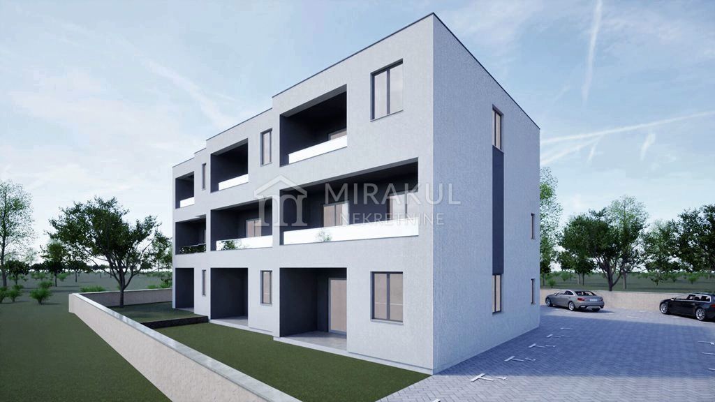 Nekretnine Vodice, NOVOGRADNJA, Stanovi na mirnoj lokaciji