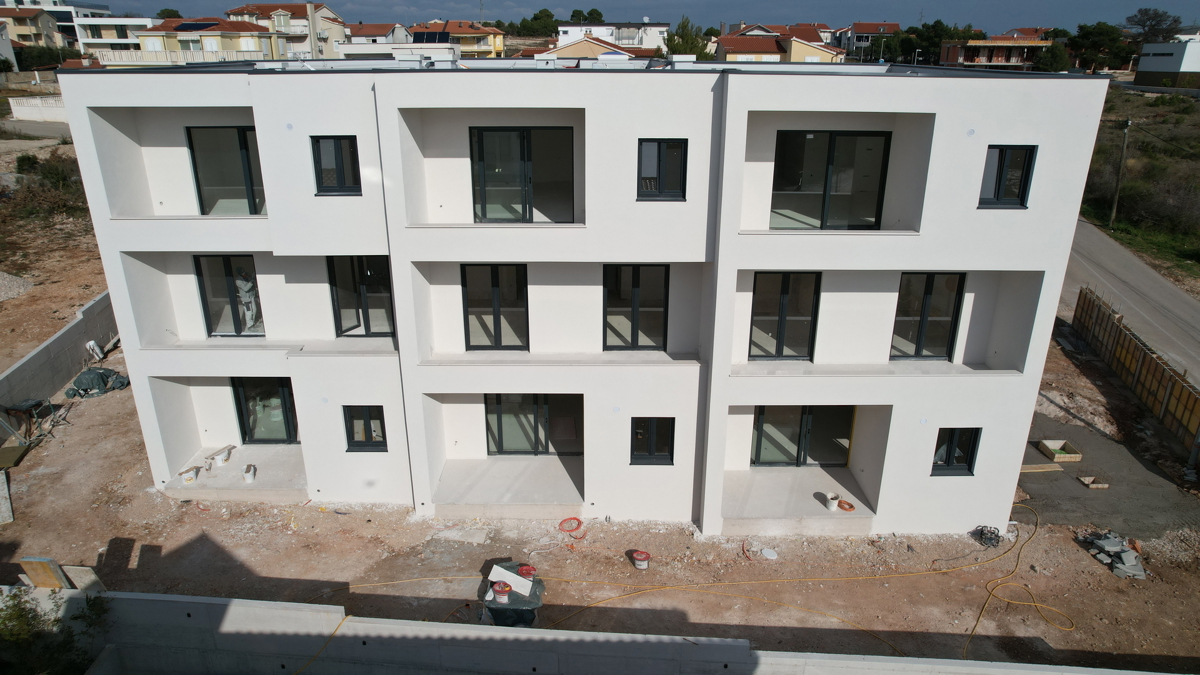 Vodice -**NOVOGRADNJA** S3 dvoetažni stan, 112,61 m2  mirna lokacija