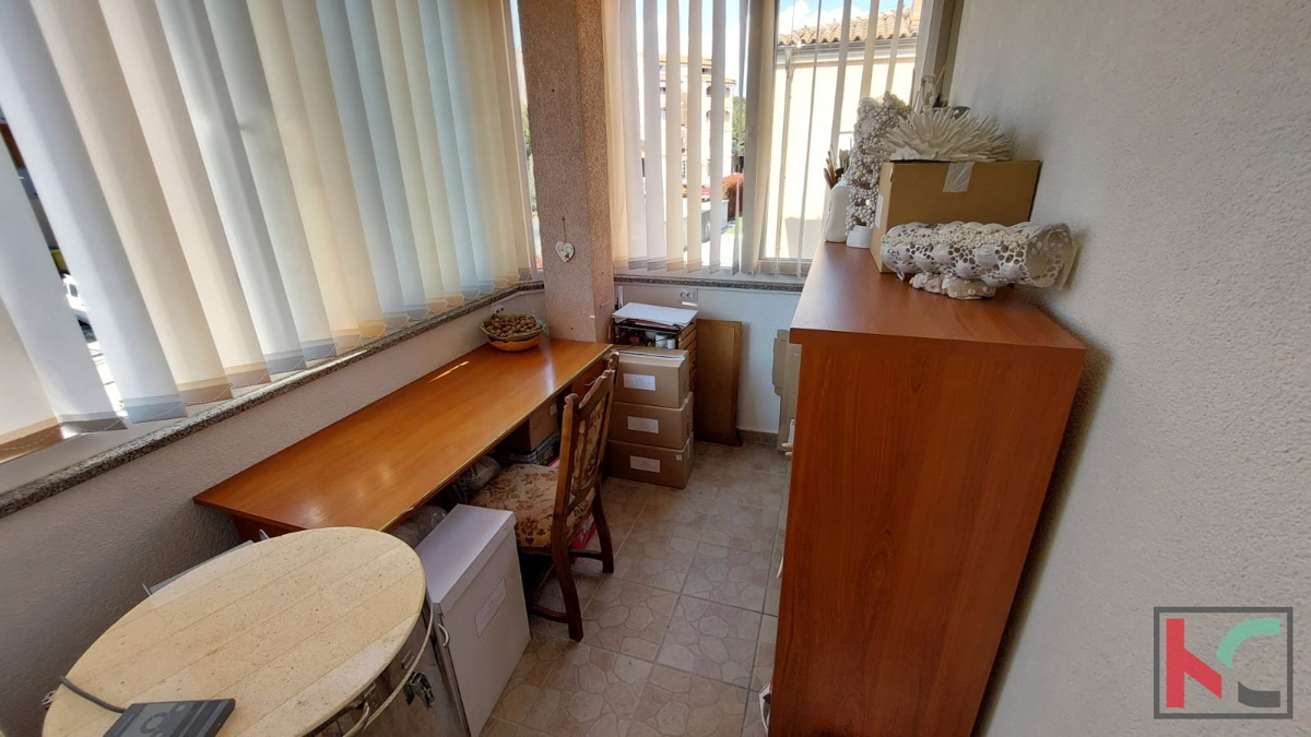 Istra, Pula, Veruda Porat, obiteljski stan 2SS+DB na mirnoj lokaciji, #prodaja