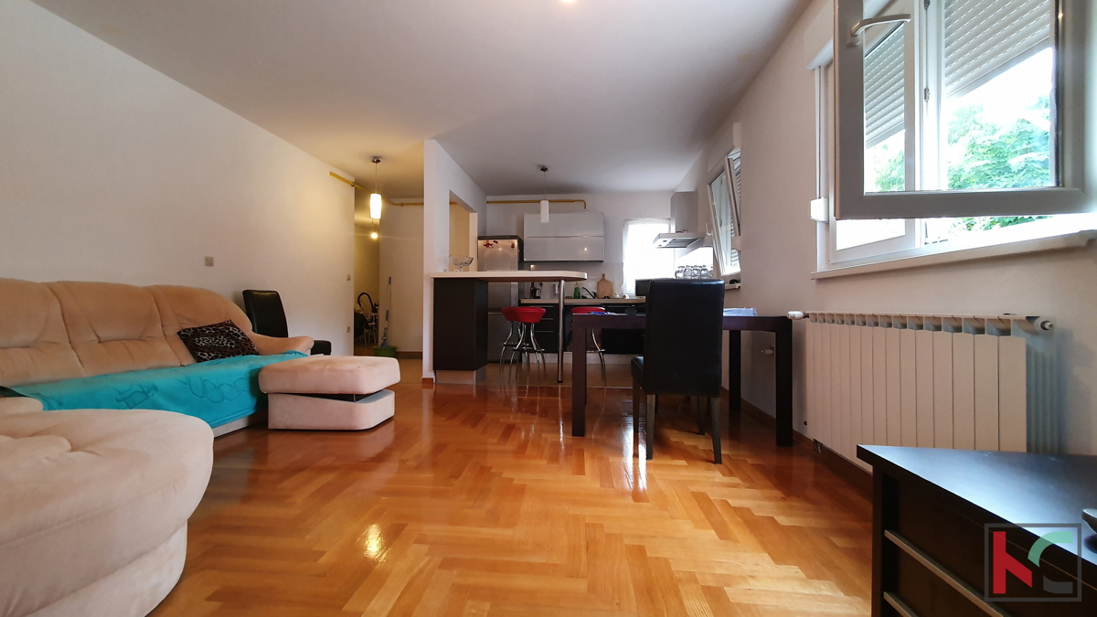 Pula, Veruda, komforni stan 100 m2 na odličnoj lokaciji, blizina mora, novogradnja