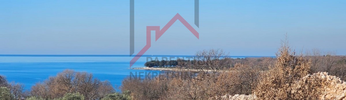Istria, Poreč - Apartment with sea view 500 meters from the sea