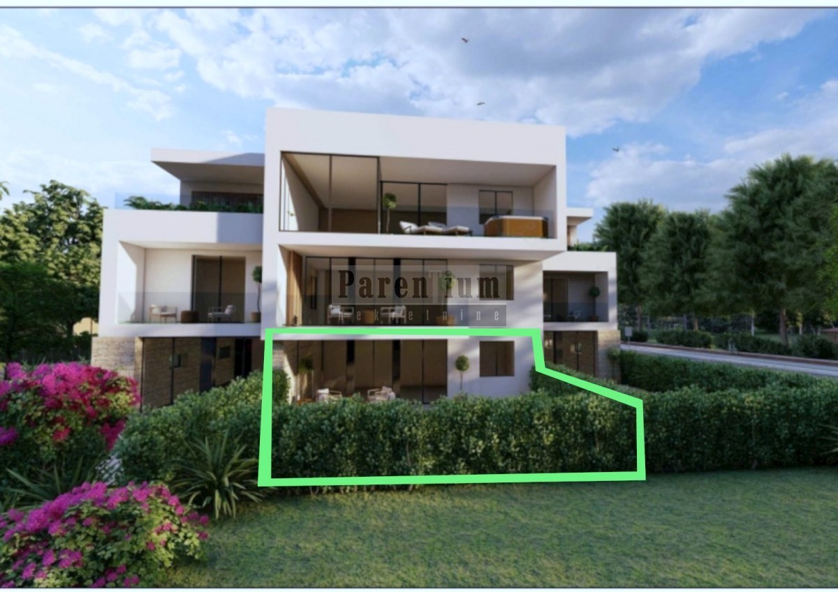 Poreč, exclusive apartment with a garden near the sea!