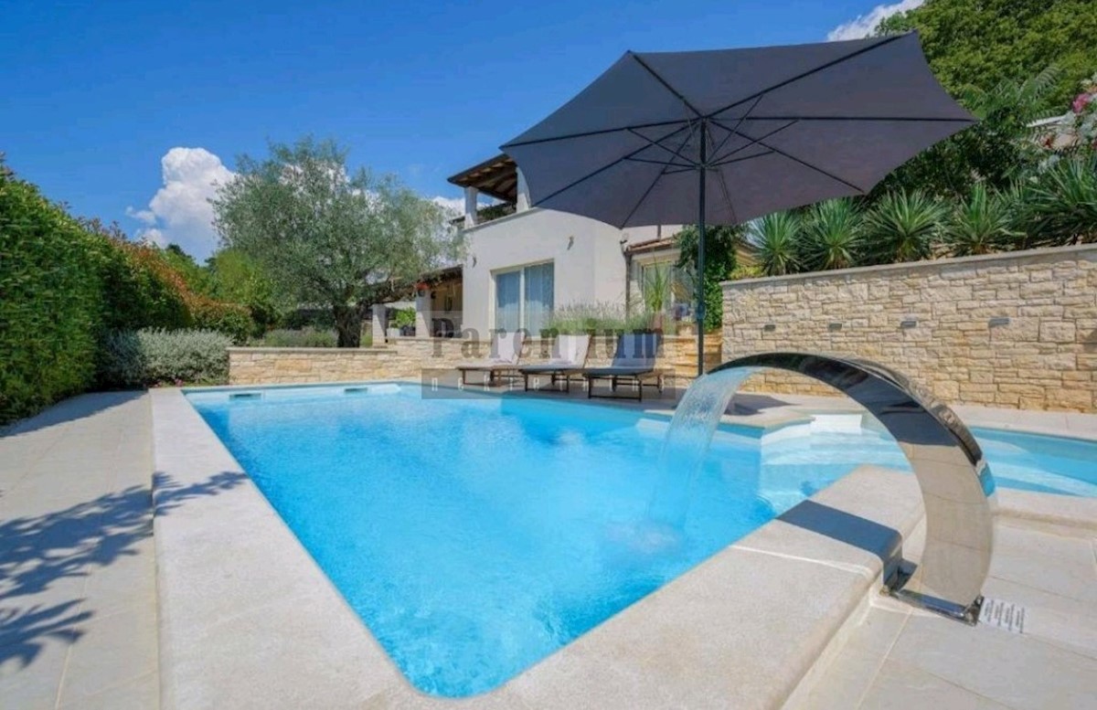 Poreč, okolica, kuća s bazenom