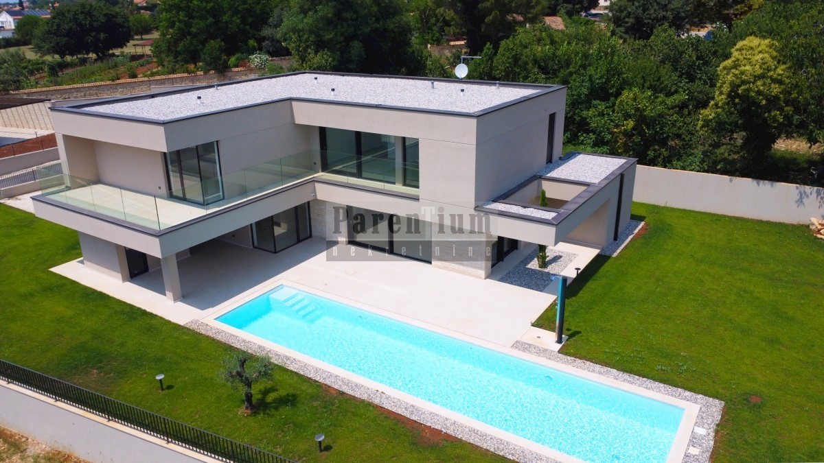 Poreč, okolica, Luksuzna moderna vila s bazenom i saunom!