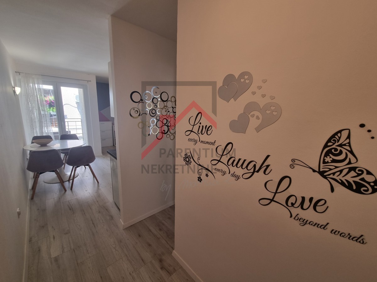 Stan na prvom katu u okolici Novigrada