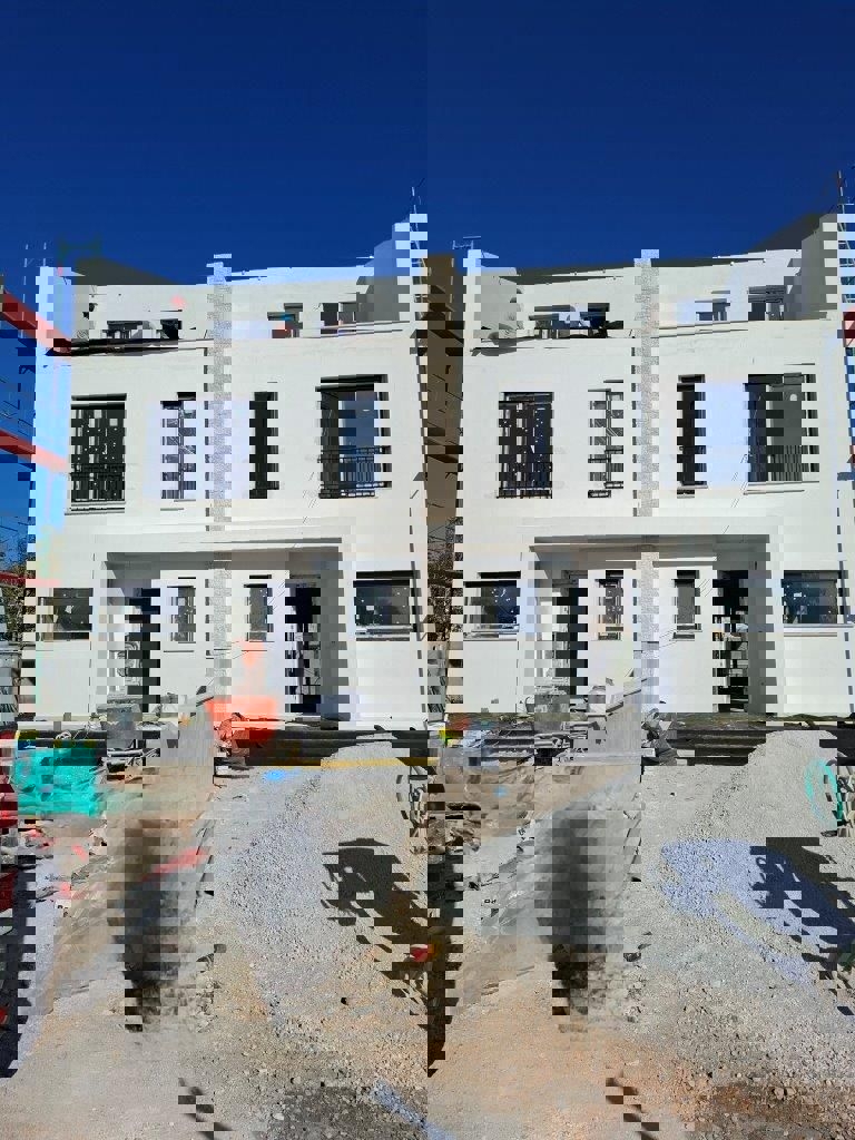 POREČ-DVOJNA KUĆA SA PANORAMSKIM POGLEDOM NA MORE