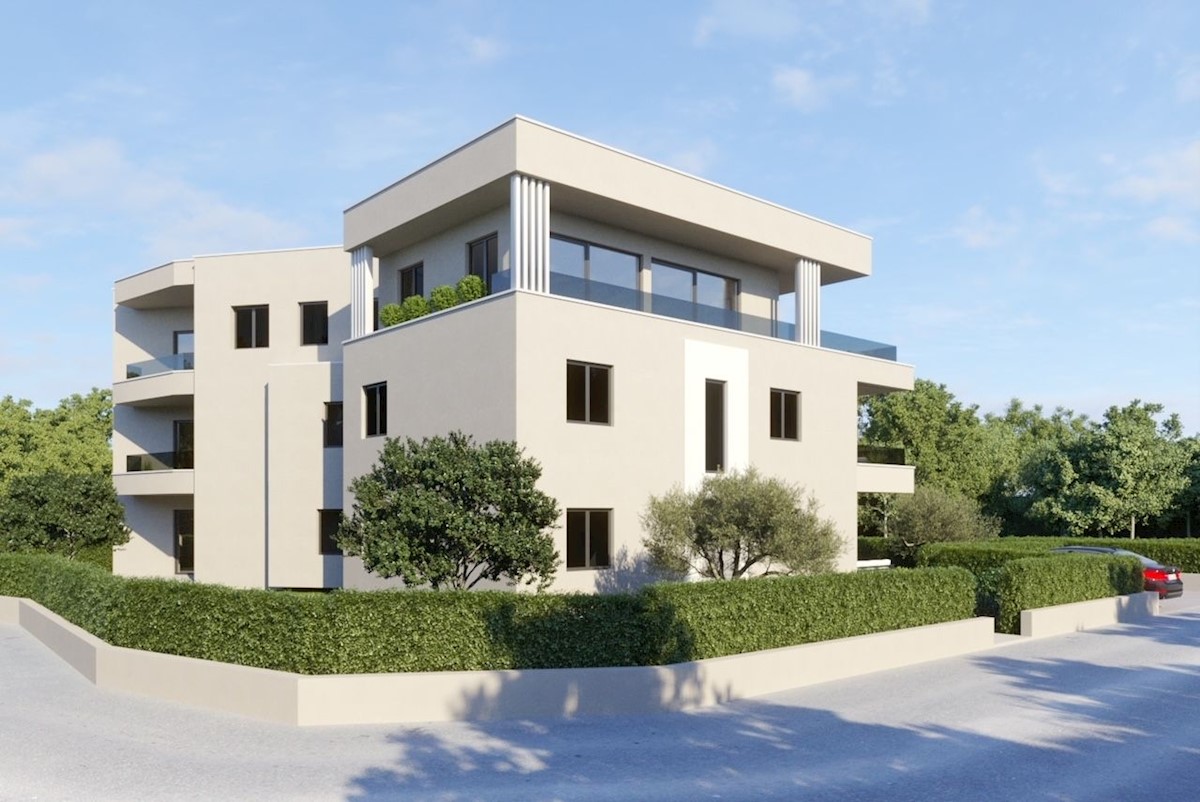 POREČ-WOHNUNG ZU VERKAUFEN 800 M VOM MEER