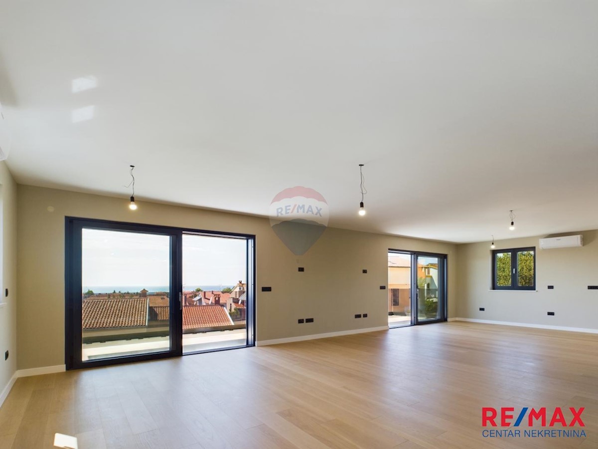 Wohnung Poreč, 253m2