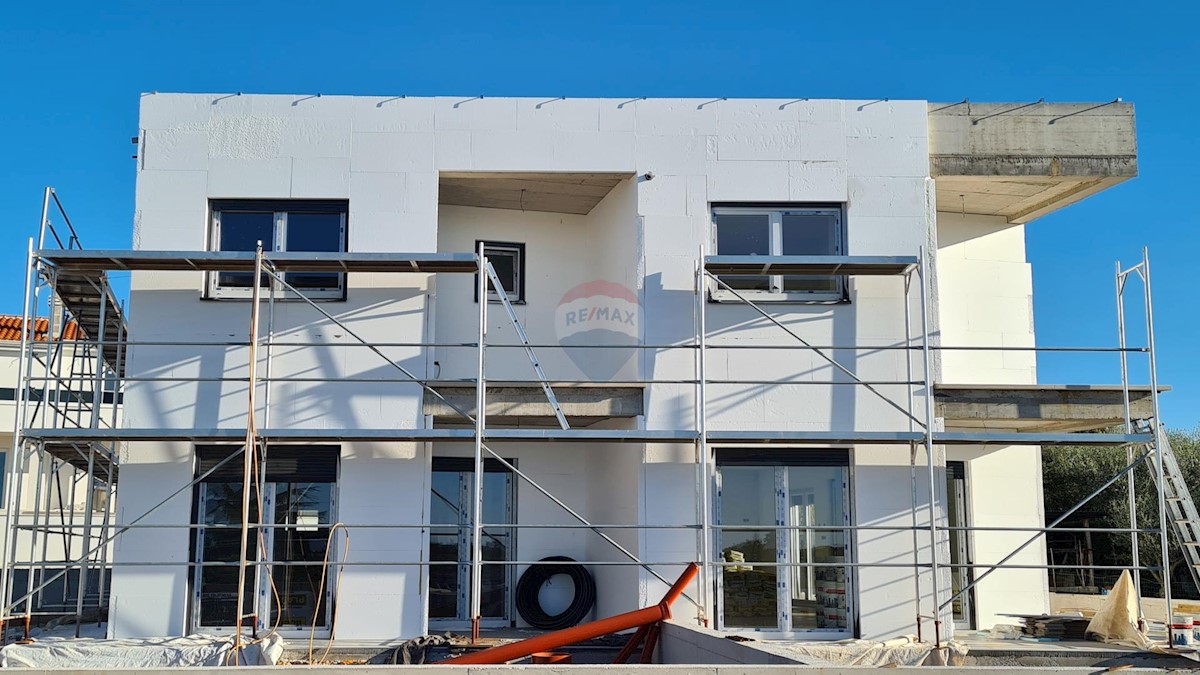 Poreč okolica: Nova moderna dvojna kuća, pogled more