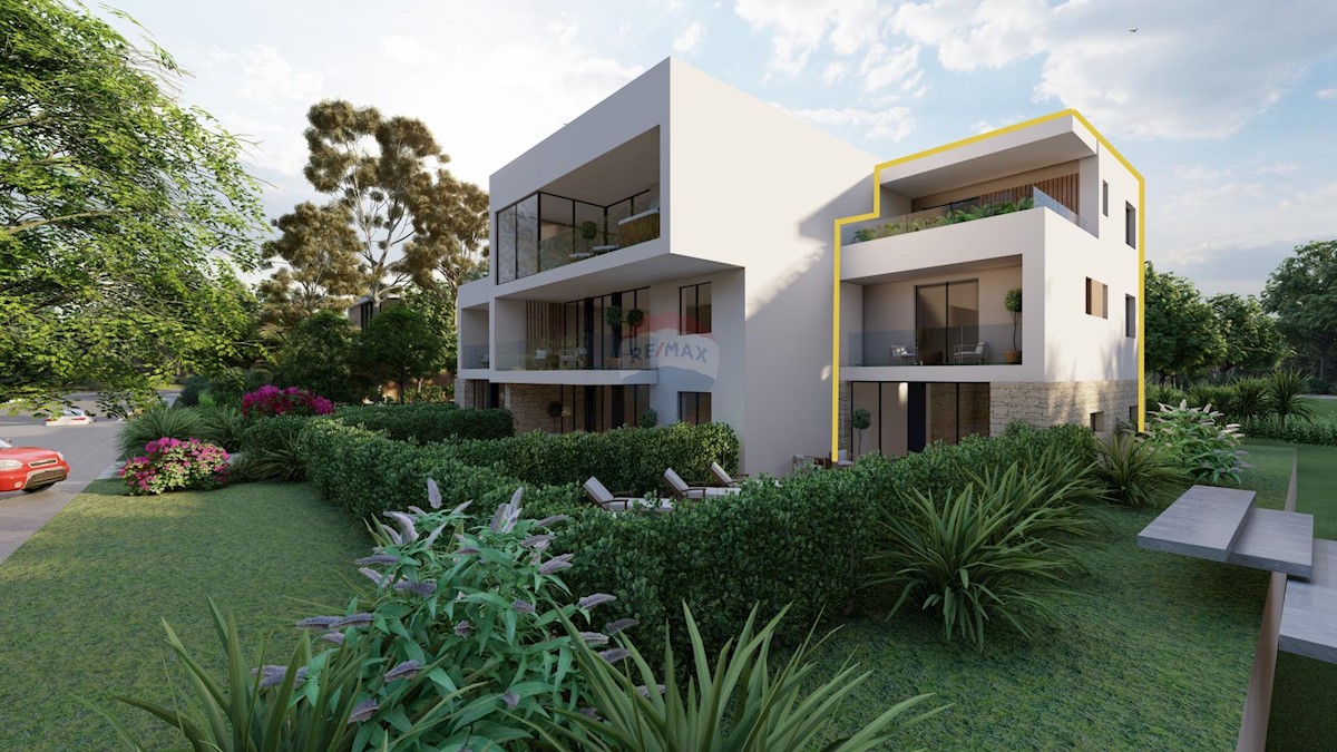 POREČ-kuća s bazenom i pogledm na more, novogradnja