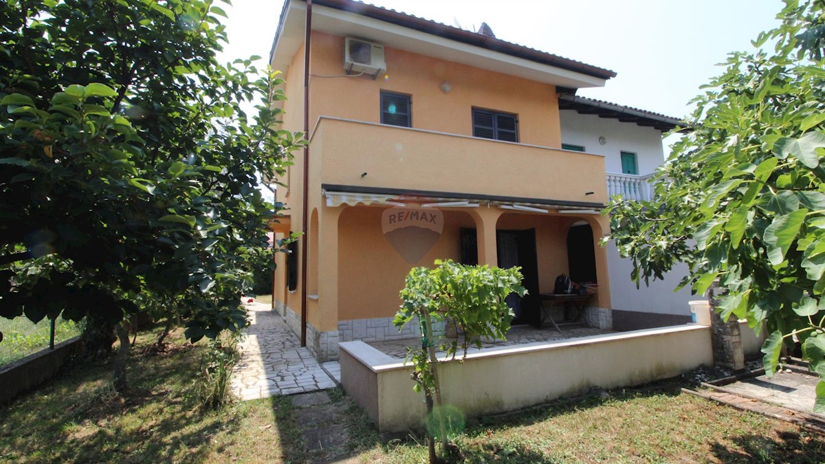 Istra, Poreč - Dvojna kuća 3 km do centra grada