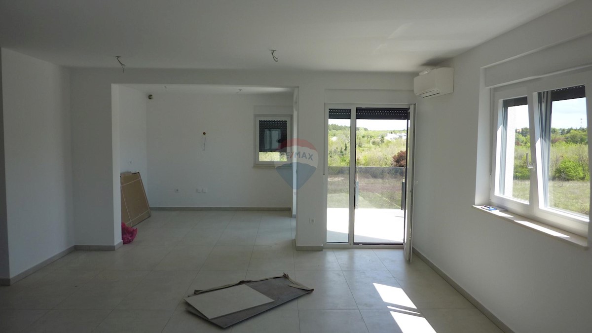 Penthouse in Porec in einem Neubau 1 km vom Zentrum entfernt