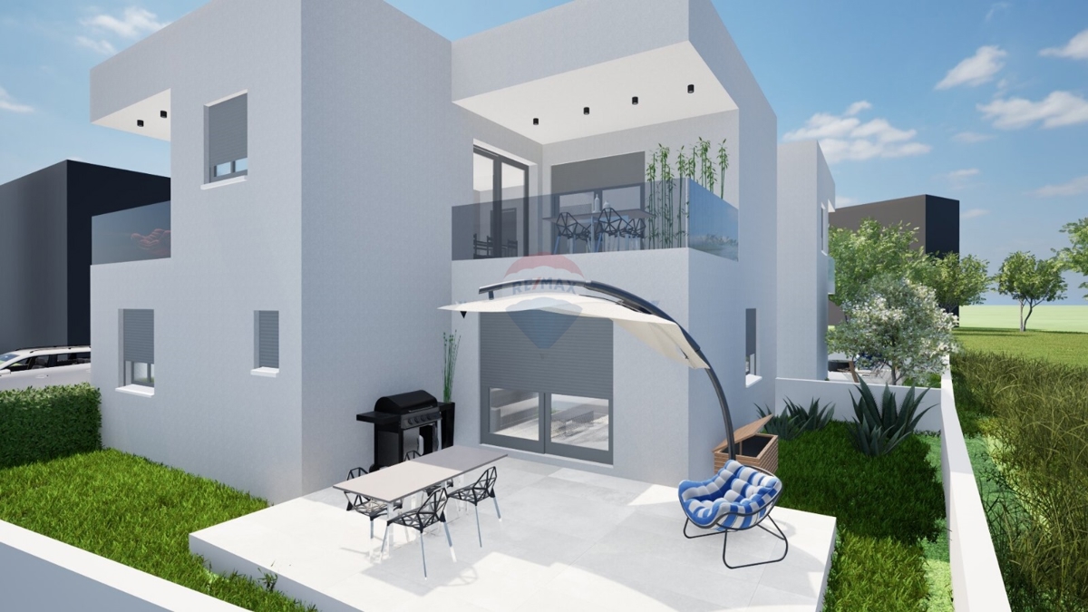 Vodice, dvoetažni stan u novogradnji s vrtom 116 m2