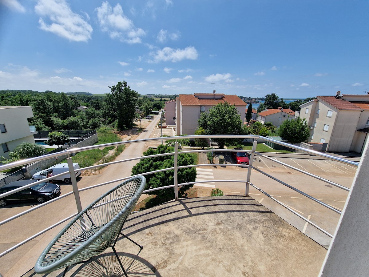 Nekretnine Istra, prodajem stan, Novigrad, okolica