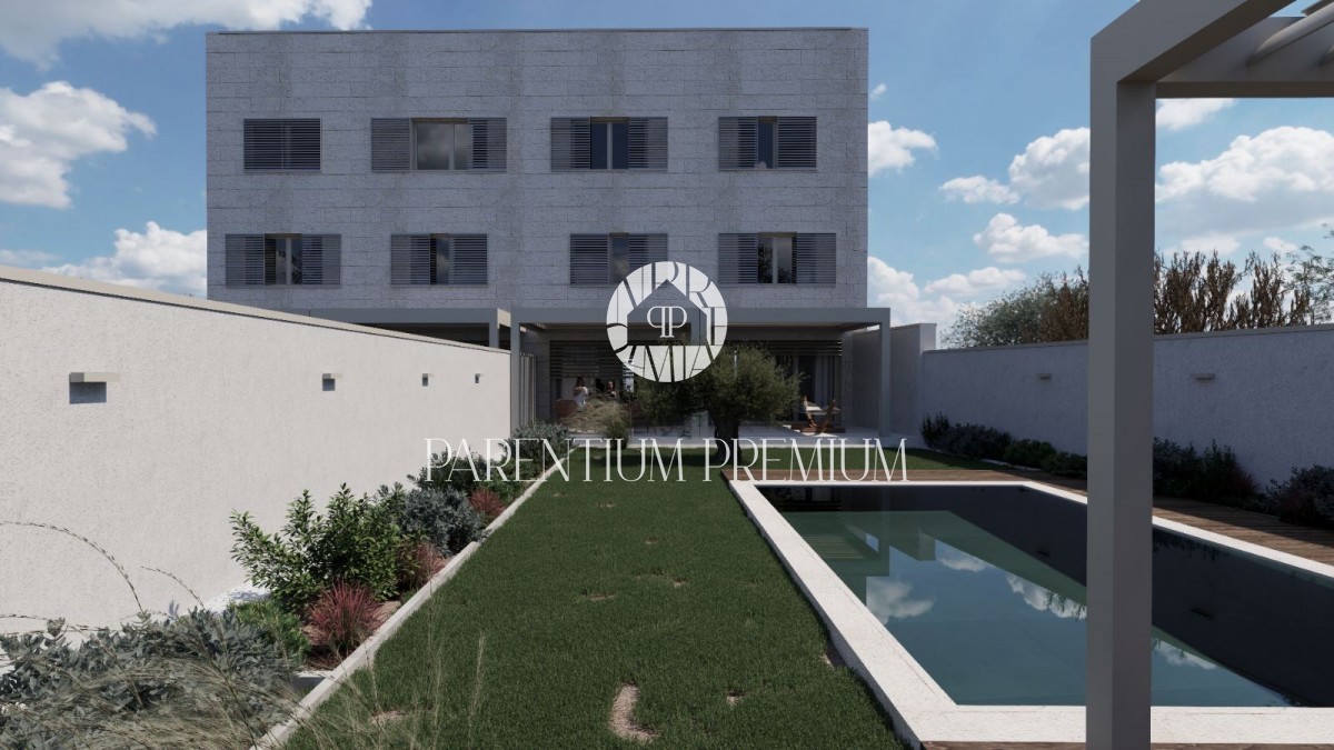 Top-quality ground floor apartment with swimming pool and garden, 2km from the sea!