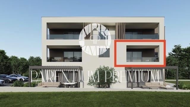 Modern and luxurious apartment with a terrace near the sea and the city center