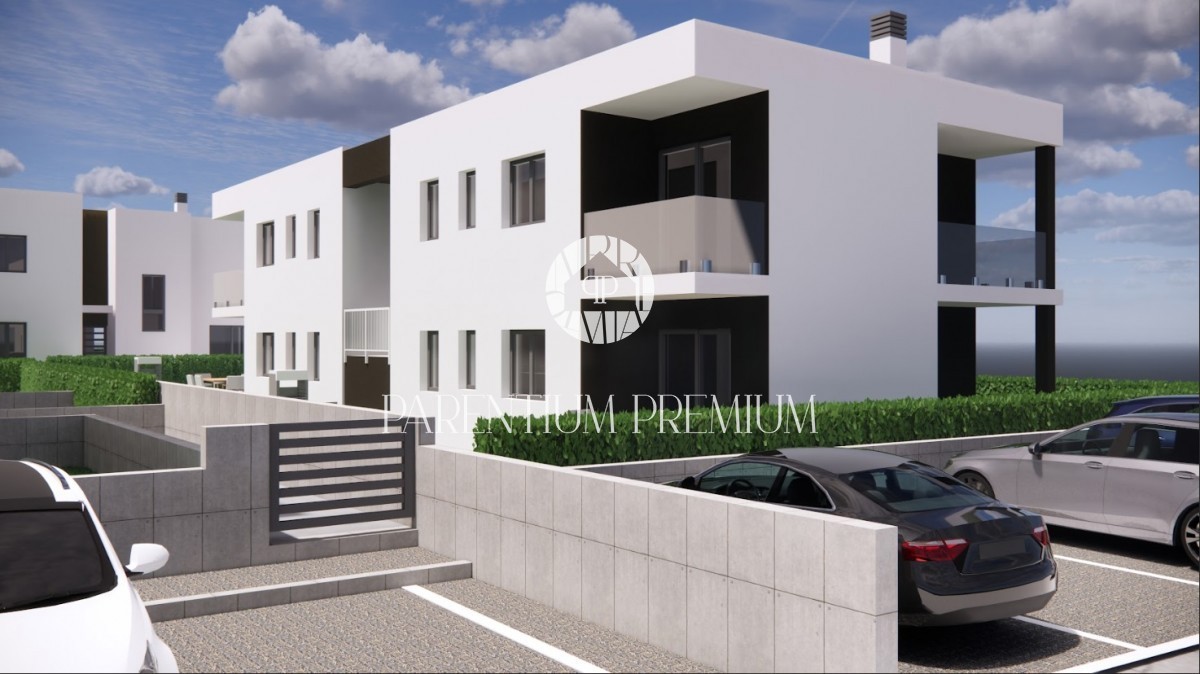 Exclusive apartment on the first floor, 1500m from the sea