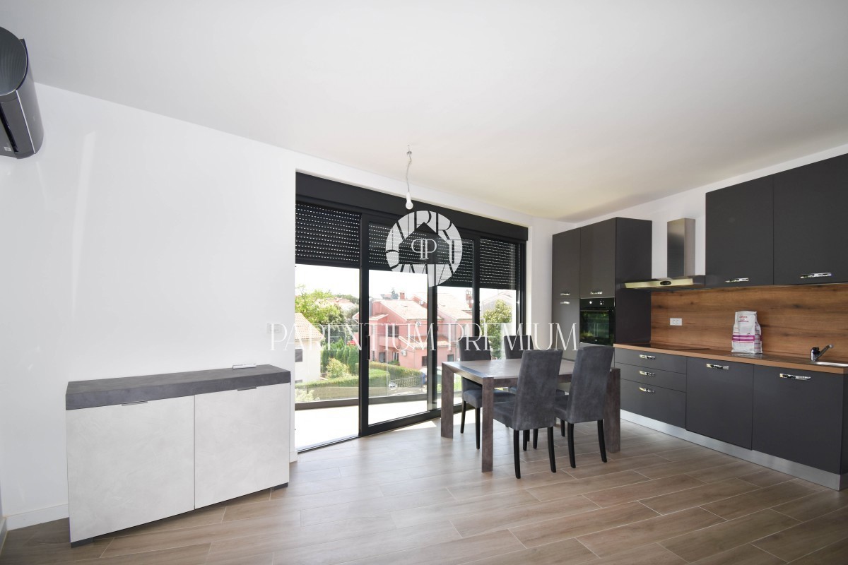 Apartment mit Balkon und schöner Aussicht, 400 m vom Meer entfernt