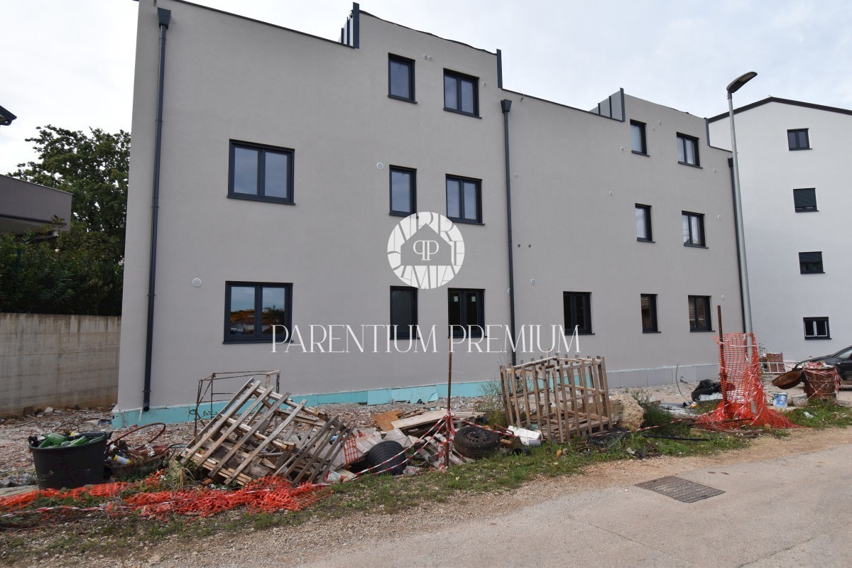 Two-story apartment 700 m from the sea