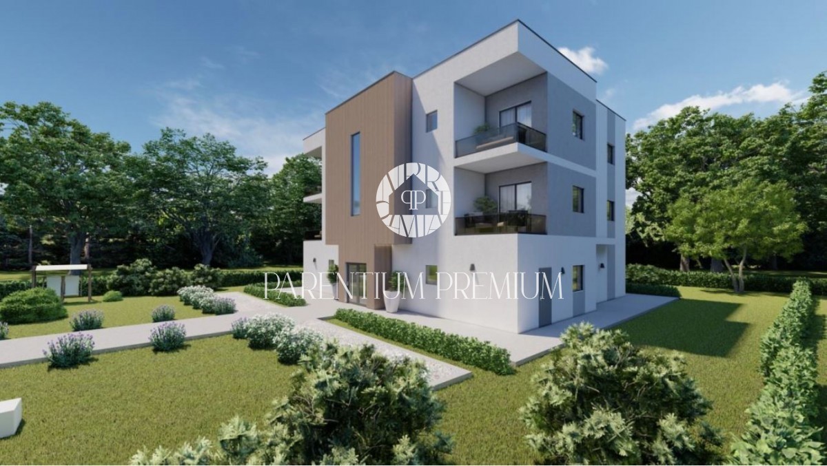 Flat on the 1st floor with a terrace