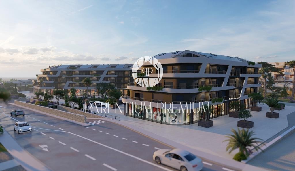 Apartment in the city center with balcony and garage