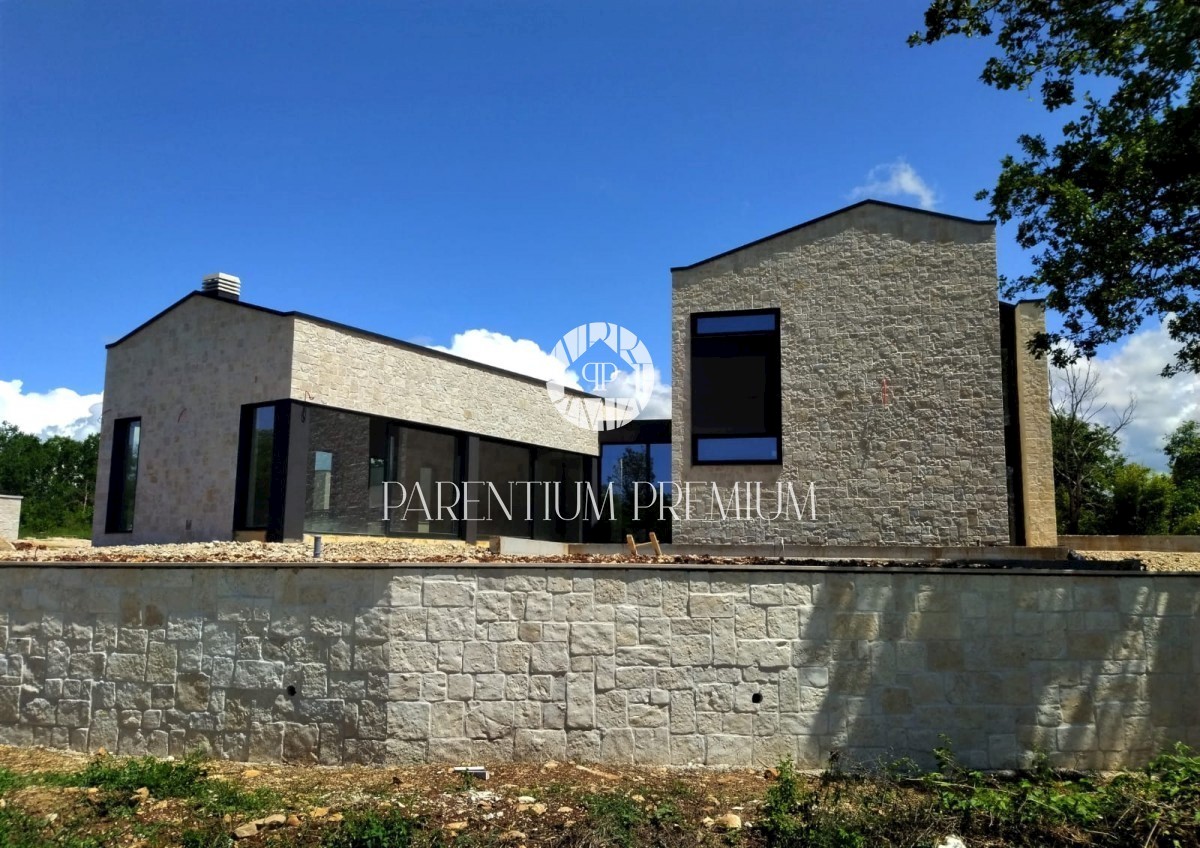 Luksuzna vila nadomak grada