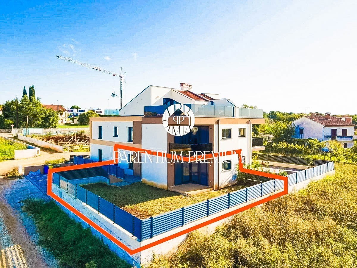 Luxusapartment mit wunderschönem Meerblick und großem Garten, 1 km vom Meer entfernt!