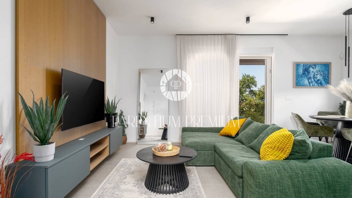 Nicely decorated apartment 2 km from the city and the sea