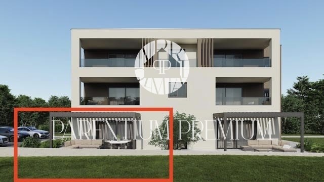 Comfortable apartment on the ground floor with a yard near the beach and the center of Poreč
