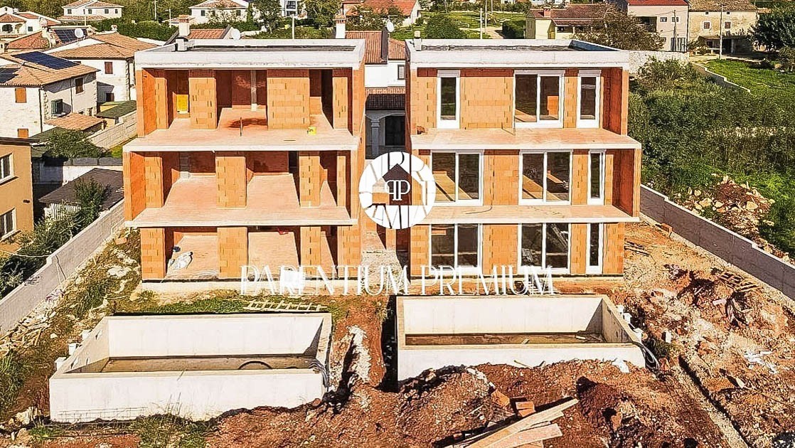 Modernes Haus mit 2 Wohnungen und einem Swimmingpool mit wunderschönem Blick auf das Meer