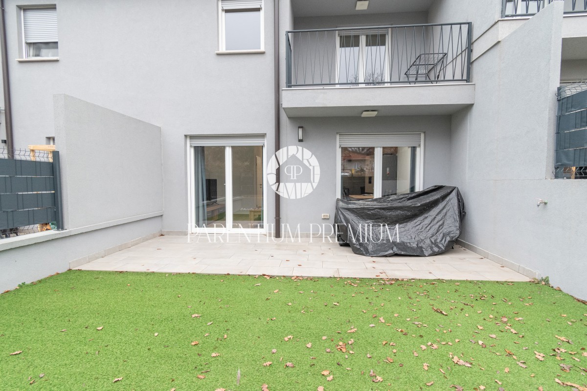 Gelegenheit - Porec, Neues Reihenhaus 1500m vom Meer entfernt