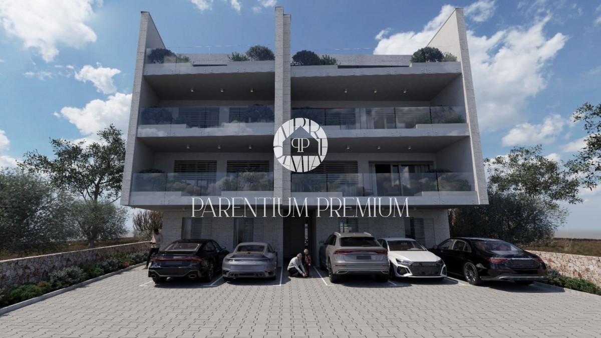 Modern apartment on the 1st floor with a spacious terrace, 2km from the sea