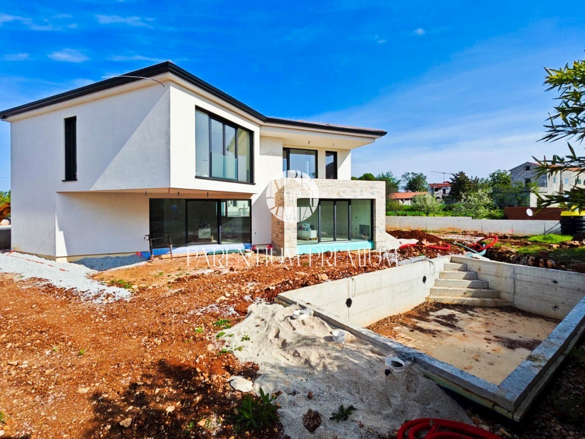 Äußerst hochwertige und moderne Villa im istrischen Stil in ruhiger Lage