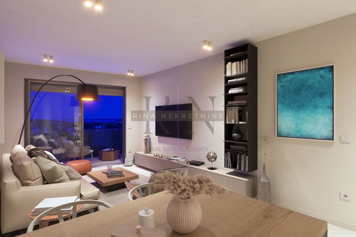 ISTRIEN - POREČ, 88,55m² WOHNUNG MIT MEERBLICK, NAHE DEM ZENTRUM