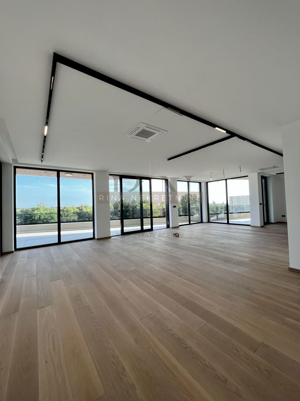 ISTRIA - SURROUNDINGS OF POREČ - LUXURY PENTHOUSE WITH SEA VIEW!