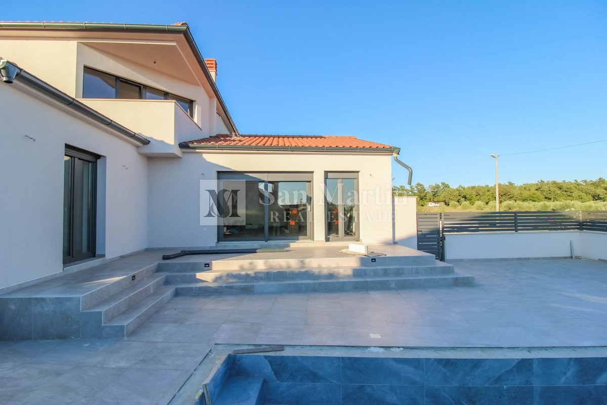 Poreč, surroundings - newly built house with 3 bedrooms and a swimming pool