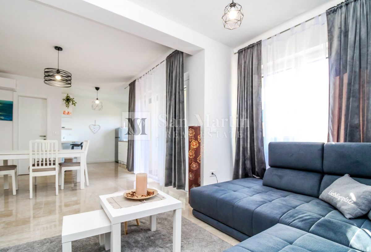 Poreč-okolica,PRILIKA!lijep stan u prizemlju s vrtom