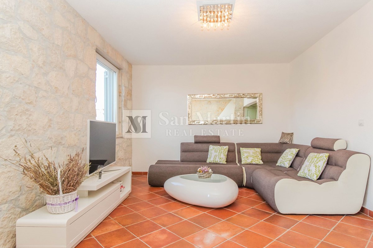 Poreč, newly renovated apartment in the very center